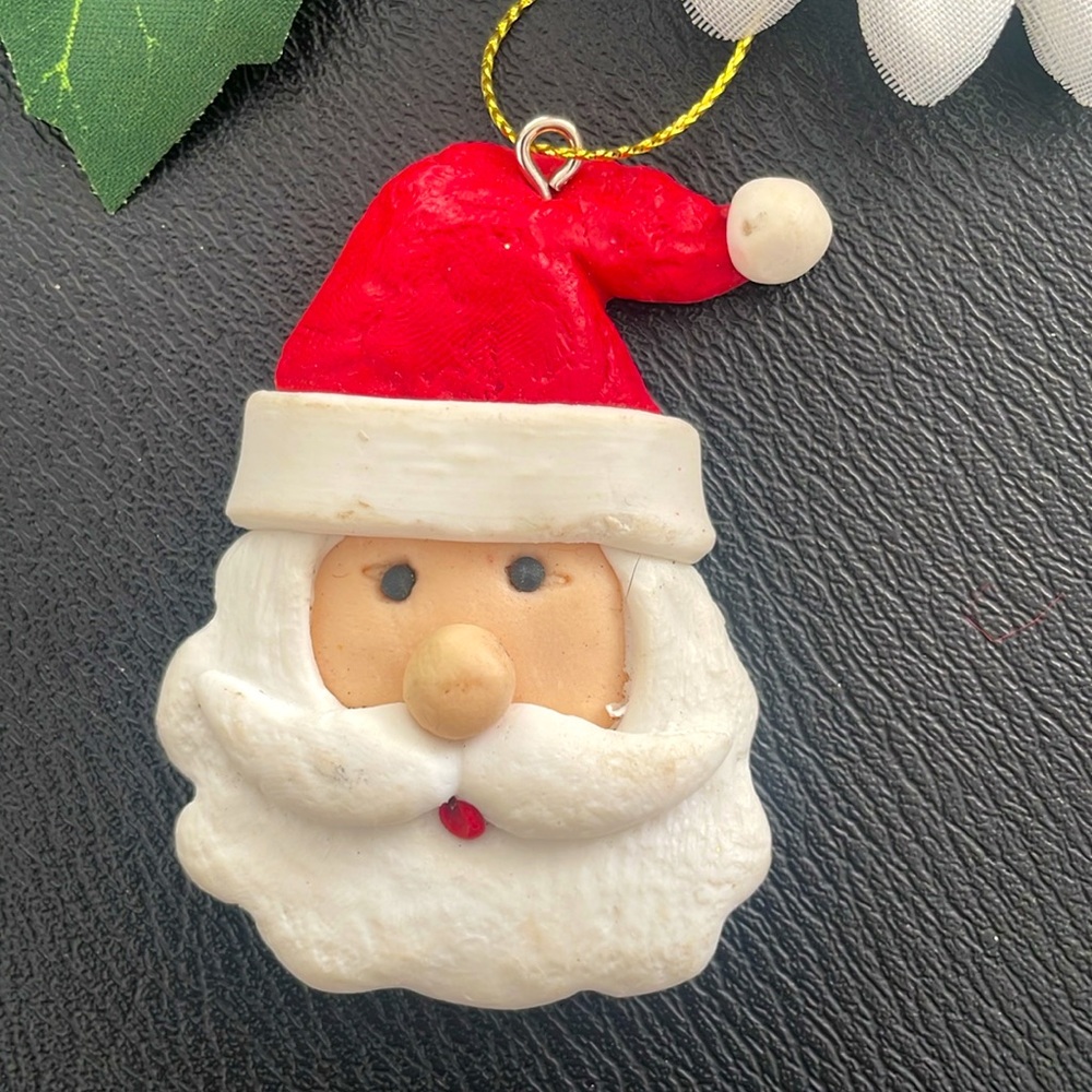 Santa Claus Christmas Ornament